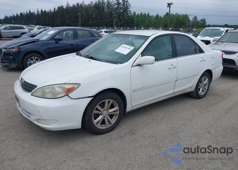 2002 Toyota Camry Le/Xle/Se z USA, uszkodzony, nr VIN 4T1BE32K02U067036